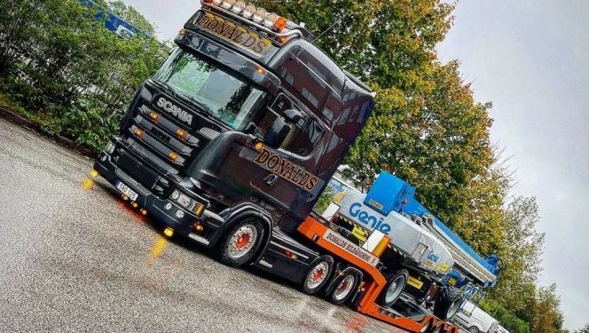 Specialtransport hos Donalds Bilbärgning - Bärgningsbil i skåne